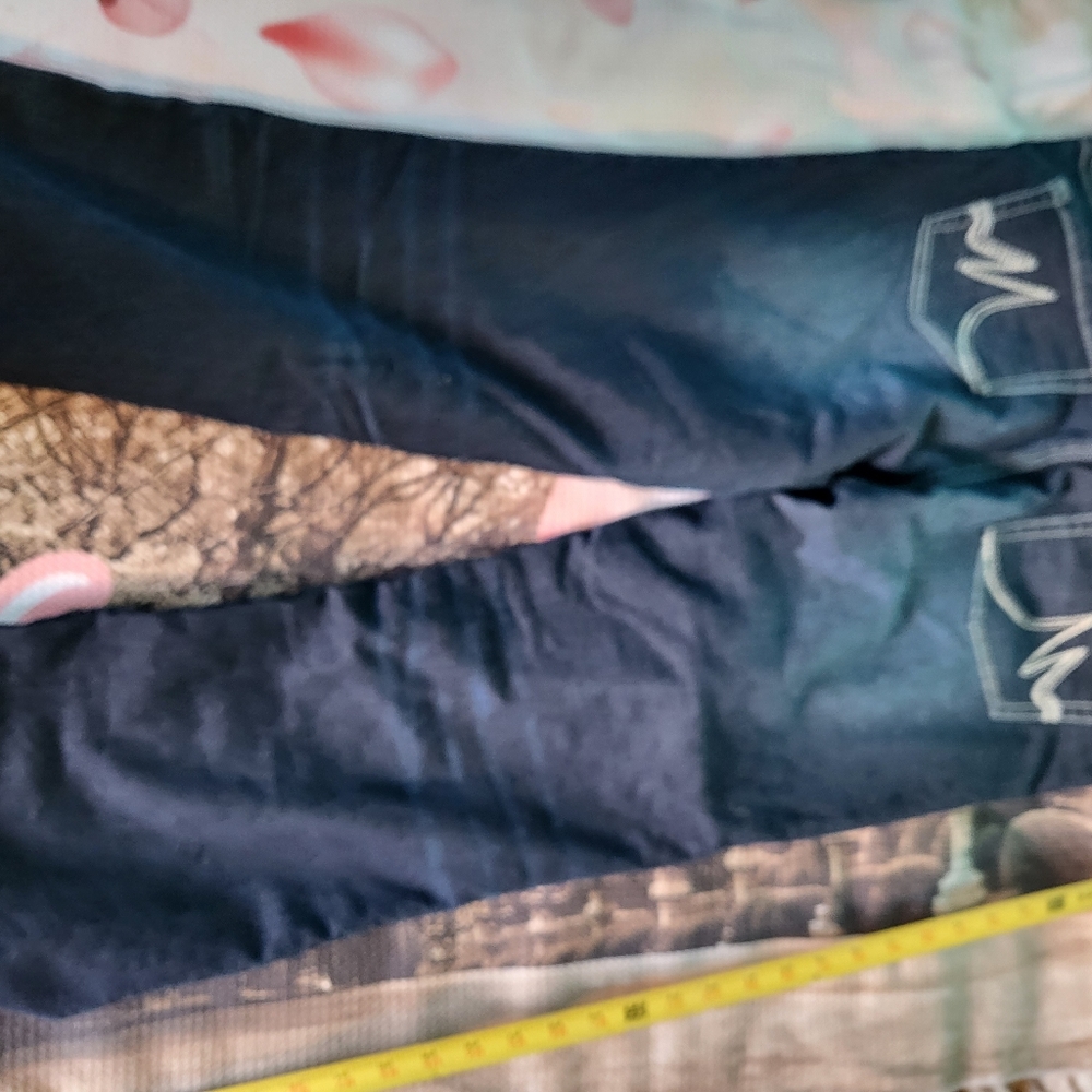 Pants - Picture 3 of 5